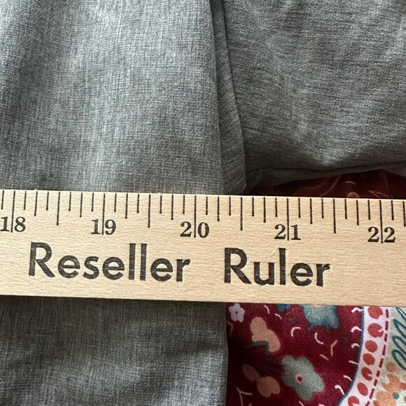 Kirkland Signature Ladies Gray Softshell Waterproof Jacket XXL Velour Lining - Picture 6 of 7